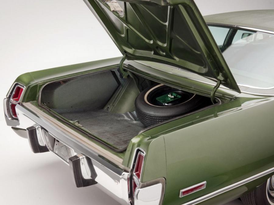  Chrysler Newport Sedan 1973 года  (фото 6 из 6)